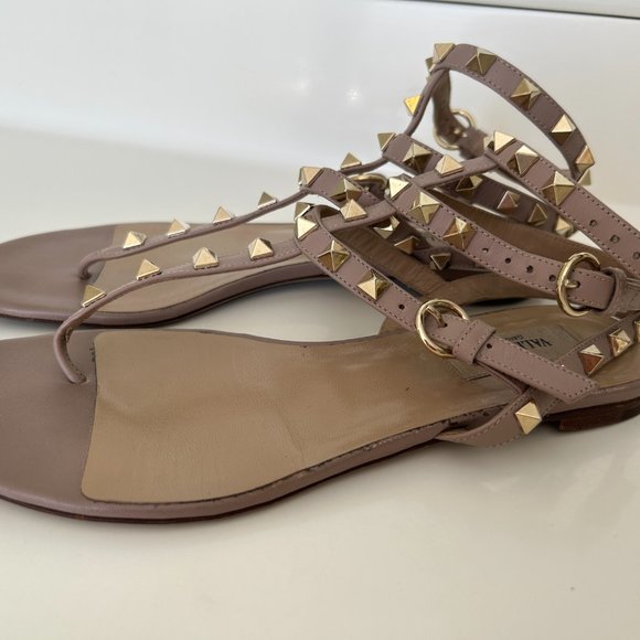 Valentino Garavani Rockstud Caged Leather Ankle Strap Sandals - Picture 4 of 10